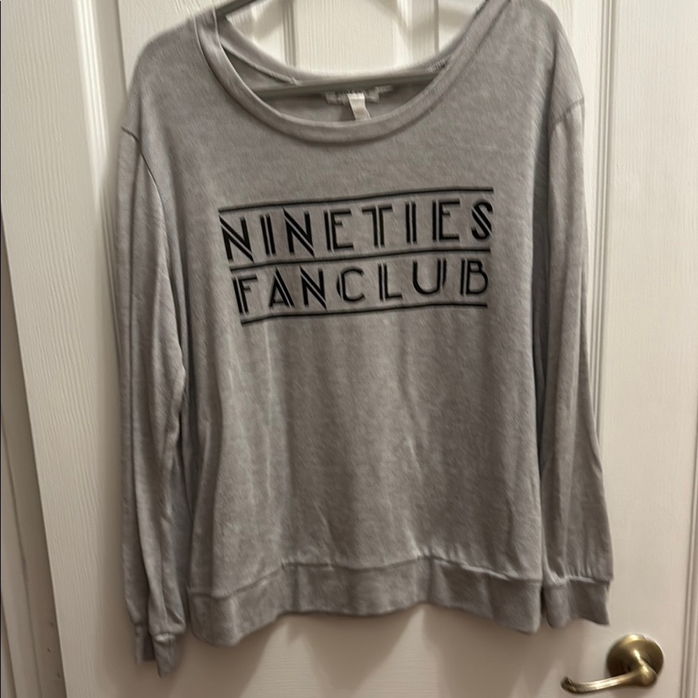 Gray 'Nineties Fanclub' Sweatshirt